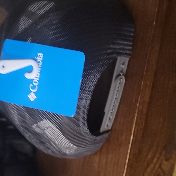 Columbia Spring Grove  Snap Back - Picture 4 of 6